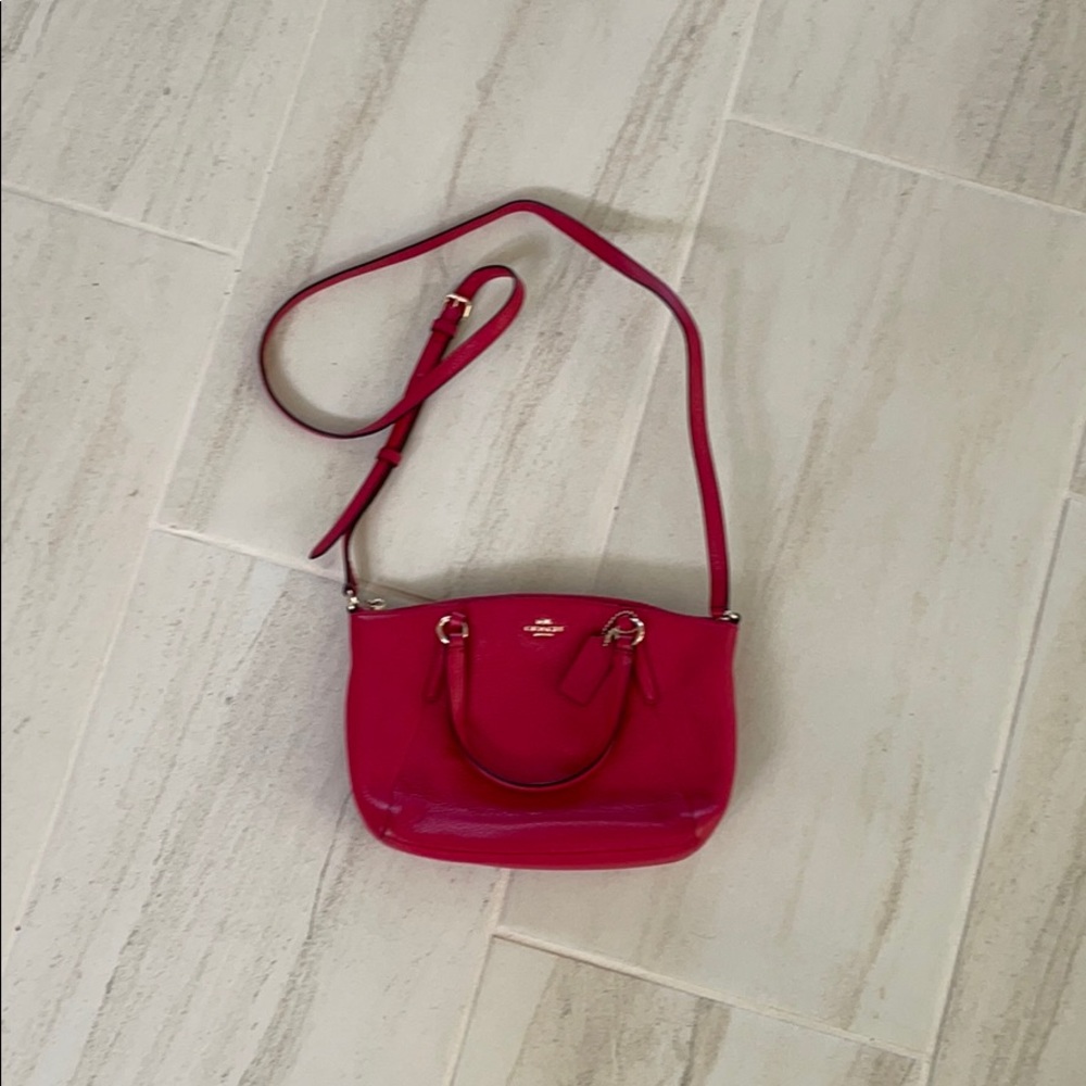 Coach hot pink crossbody gold accessory small